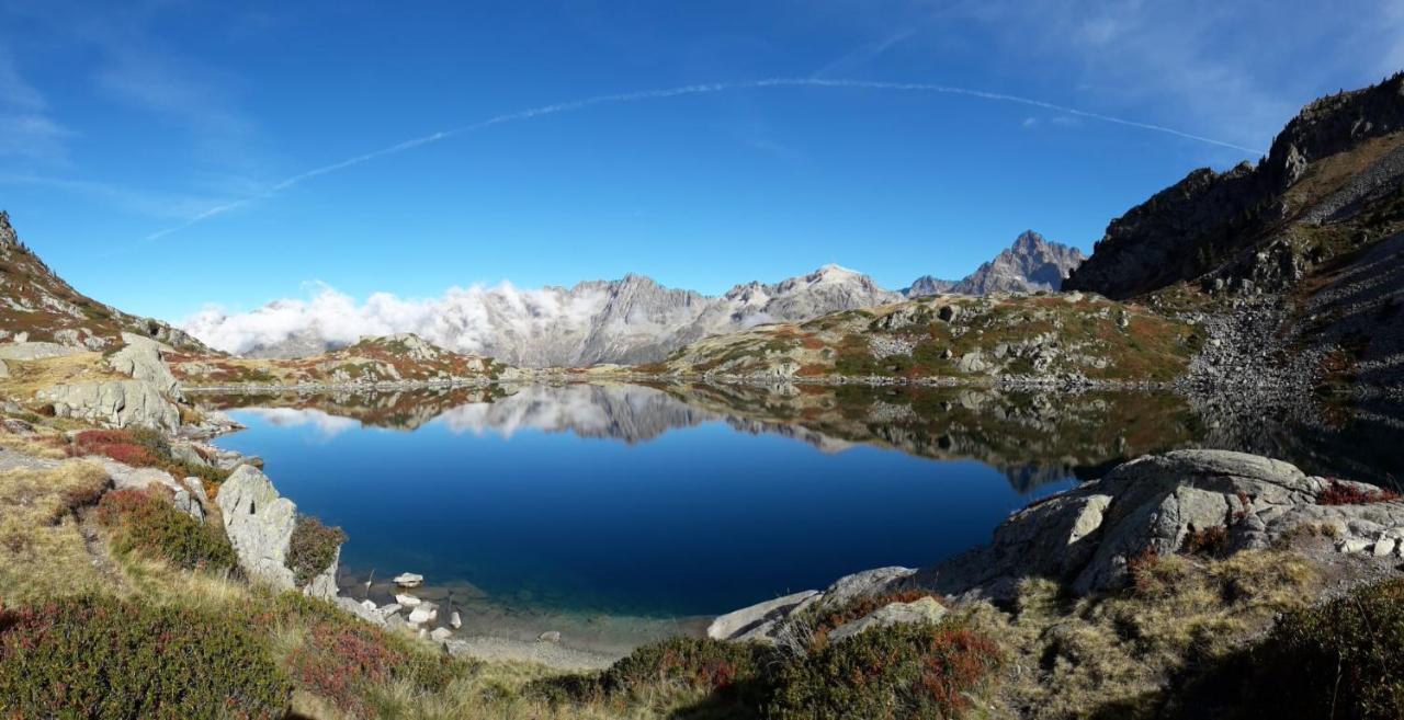 La Grange De Brudour Hotel Aspres-les-Corps ภายนอก รูปภาพ